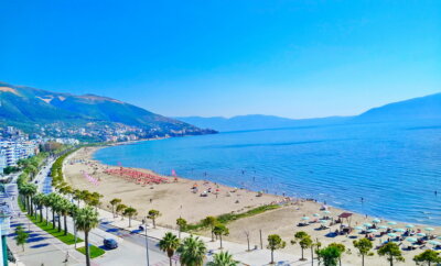 Sunny beach apartment Vlora. Front sea view.