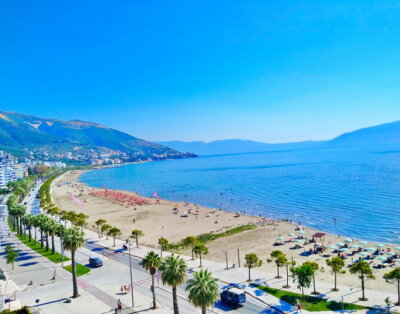 Sunny beach apartment Vlora. Front sea view.