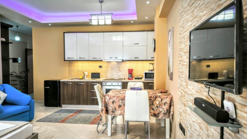 Vlora promenade beach studio apartment