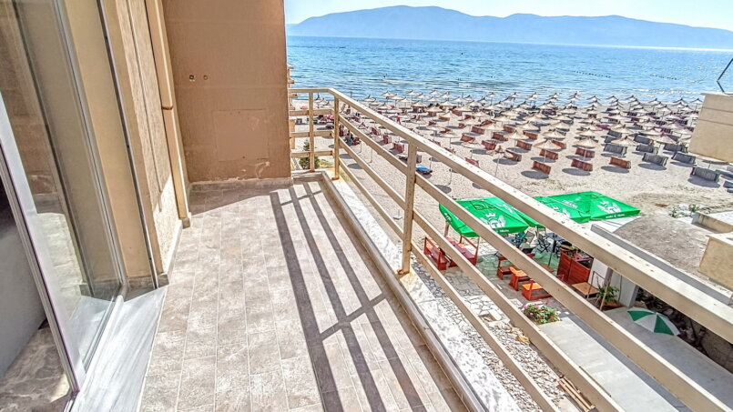 Beachfront n Vlora with two bedrooms