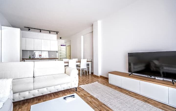Apartment in Vlora for rent in Lungomare area.