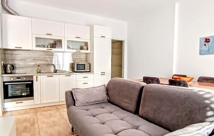 Big terrace apartment for rent in Vlora Lungomare